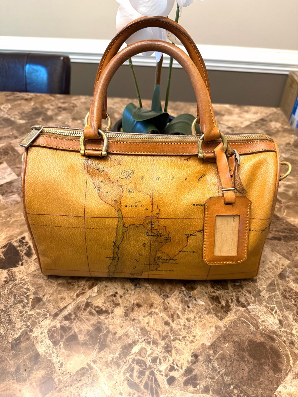 Alviero Martini 1ª Classe Geo Classic Medium Boston Bag
